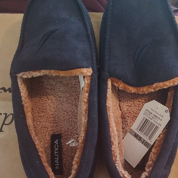 MICROSUEDE FLEECE LINED SLIPPERS - Picture 2 of 5